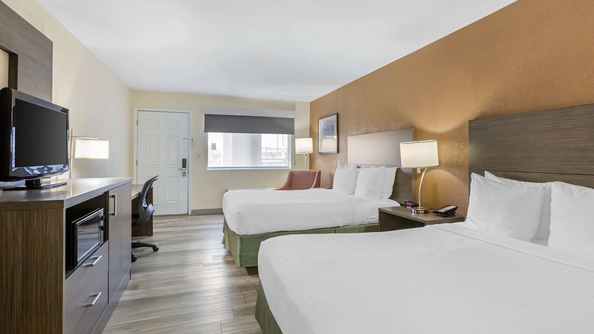 Superstition Springs Hotel | Best Western Superstition Springs Inn