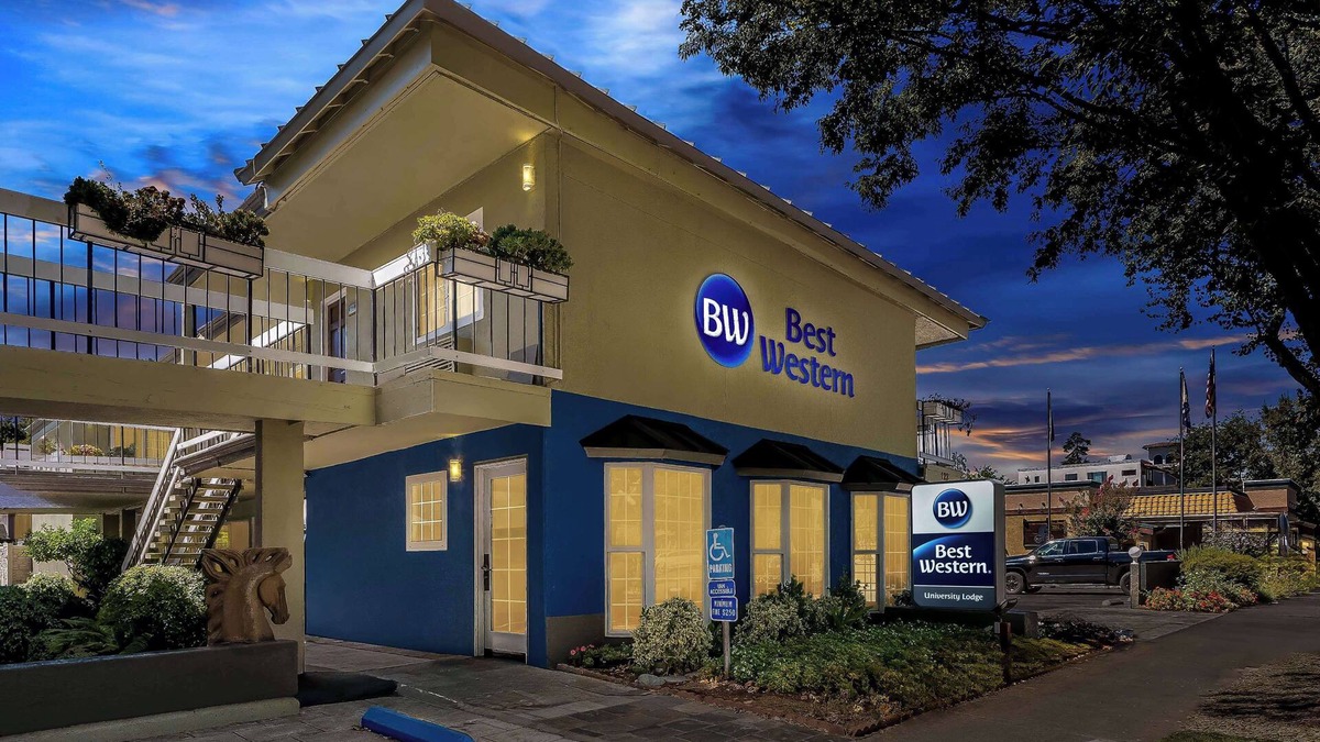 Davis Hotel | Best Western University Lodge