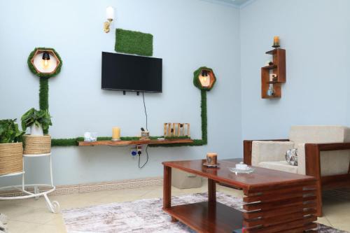 Jinja Apartment | Bethel Homz