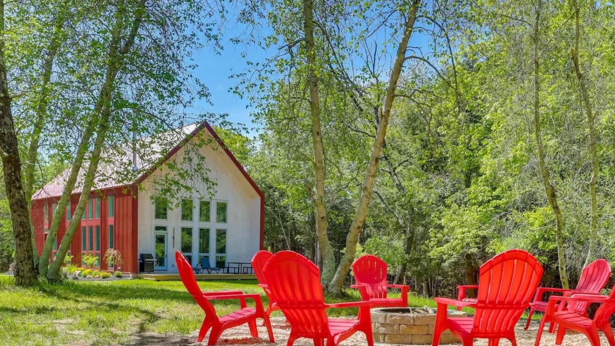 Rowland House | Bethel NY Wellness Retreat