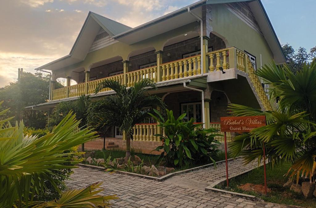 La Passe House | Bethel's Villas