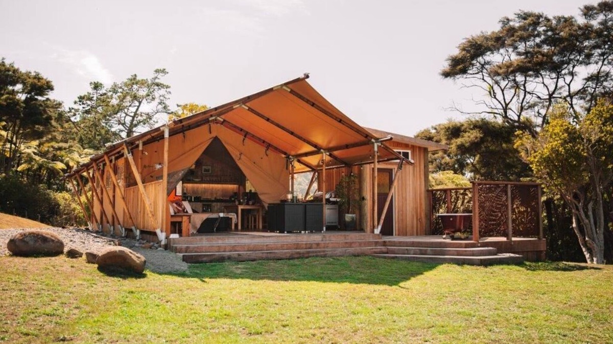 Waitakere House | Bethells Beach Glamping RetreatnPerfect for couples or a family escape!