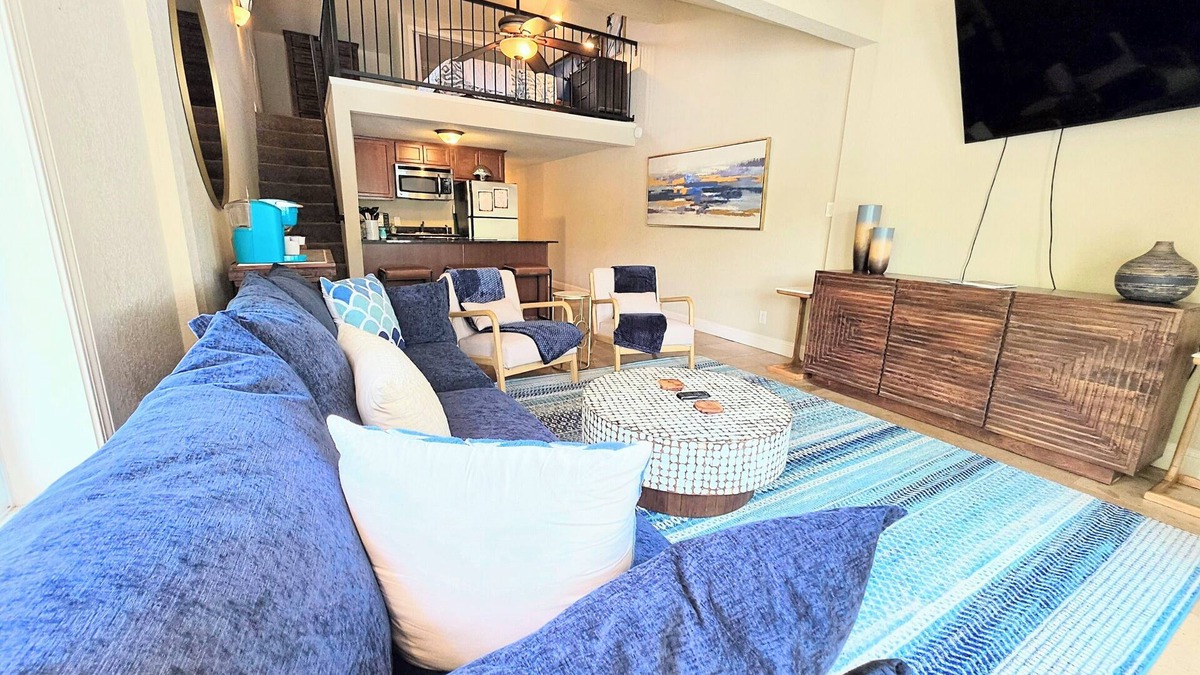 Mid America Condo | Better to WAKE at the LAKE