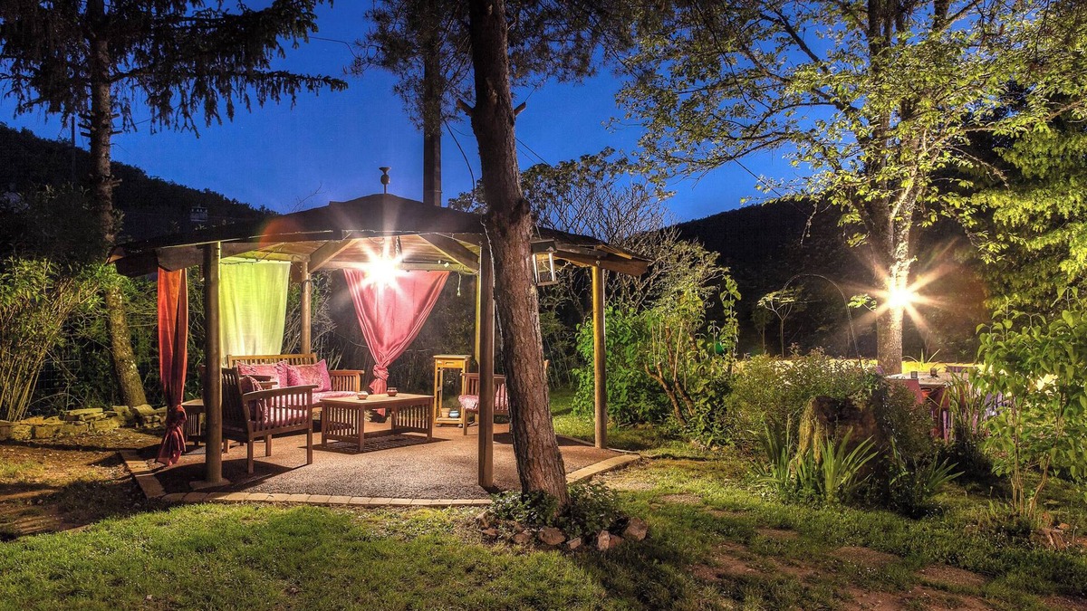 Lachapelle-Auzac Villa | Between Lot and Dordogne, the meeting with two beautiful properties