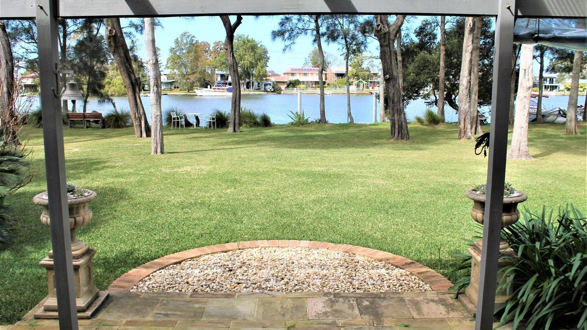 Dora Creek House | Between Waters at Dora Creek