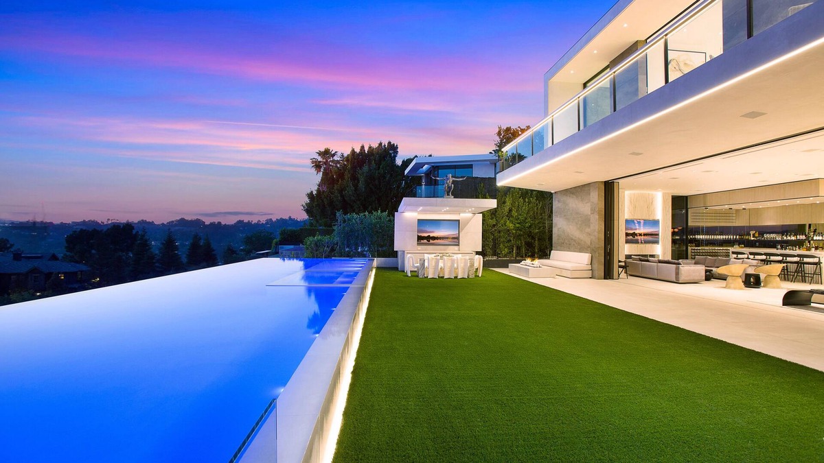 North Beverly Park Villa | Beverly Hills Dream View Estate