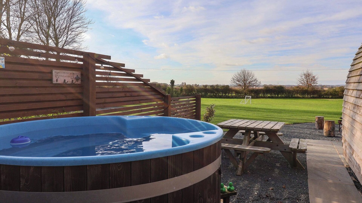 Driffield Cottage | BEVY, family friendly, character holiday cottage in Bridlington