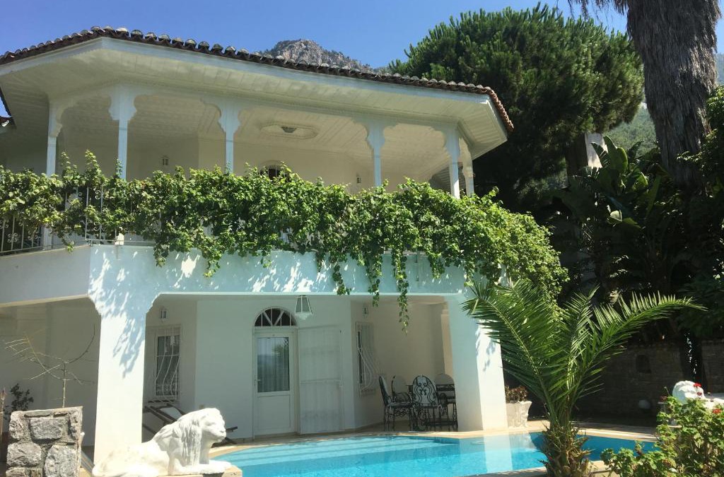 Akyaka Villa | Beyaz Ev Akyaka