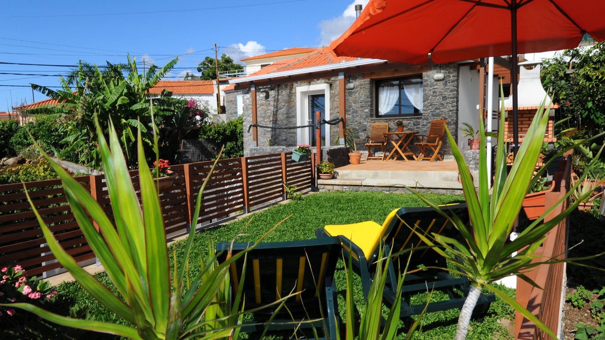 Arco da Calheta Cottage | BHF Residences Bordadeira