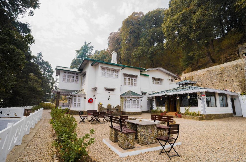 Nainital Hotel | Bhikampur Lodge By Nine Hotels