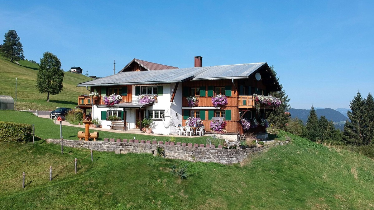 Hirschegg Apartment | Bi-dr-gondamaika