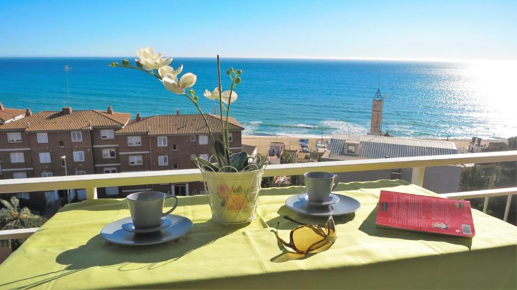 Montgat Apartment | Bianca Seaview & Beach Apartment