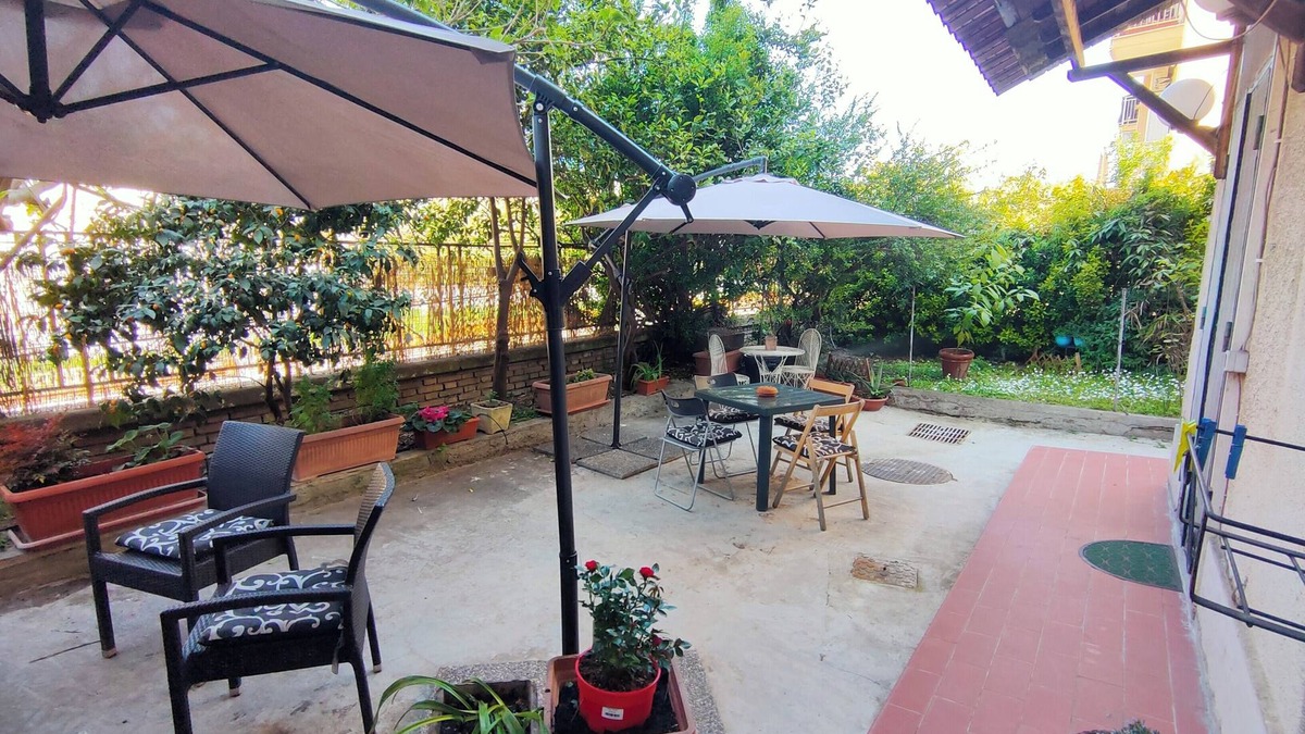 Garbatella Apartment | Bibbi's Garden Garbatella -apartment with garden 10 minutes from downtown