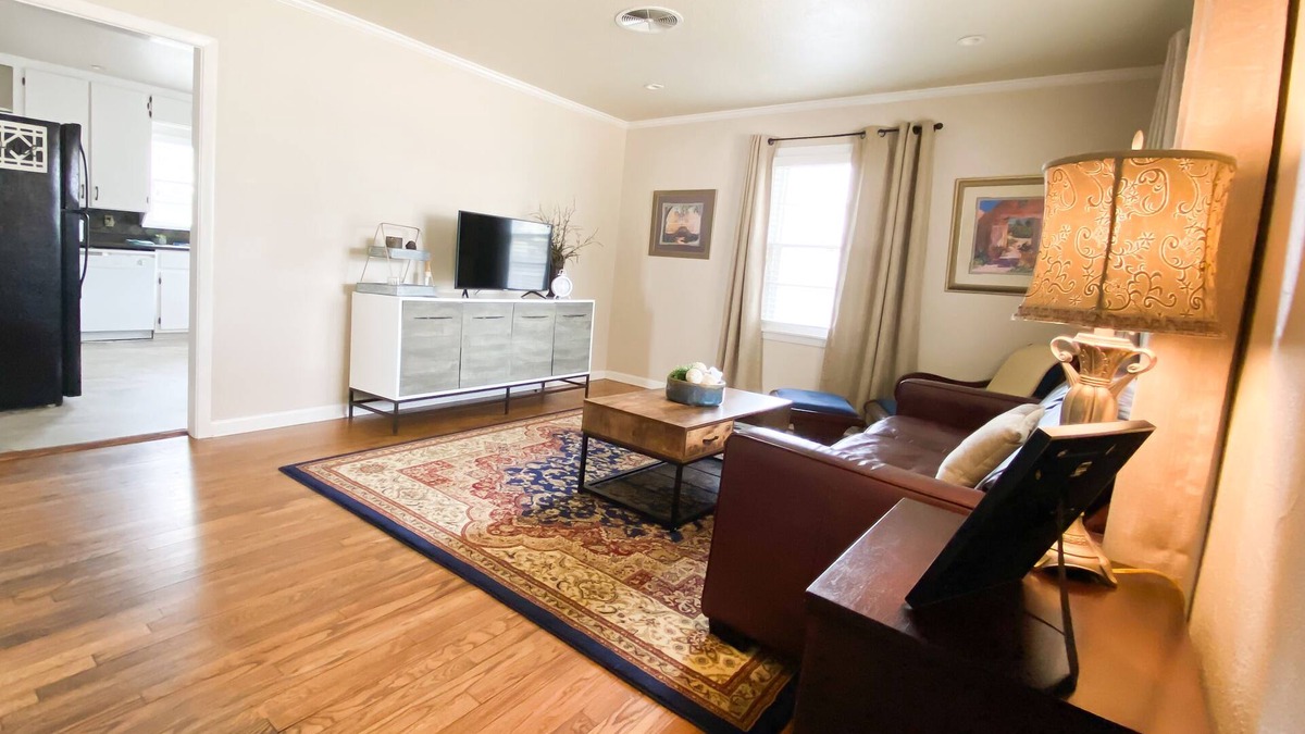 Canyon House | Big backyard and fire pit, close to Canyon Square, WT and the Palo Duro Canyon
