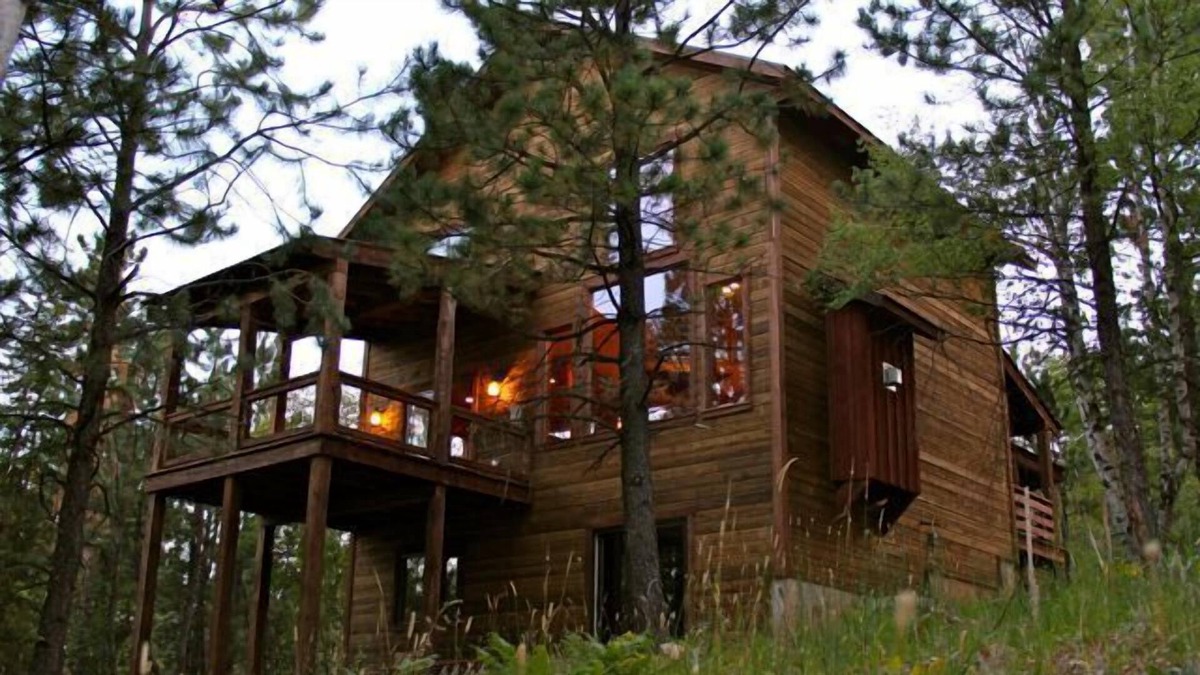 Deadwood Cabin | Big Bear Lodge - Gilded Mountain