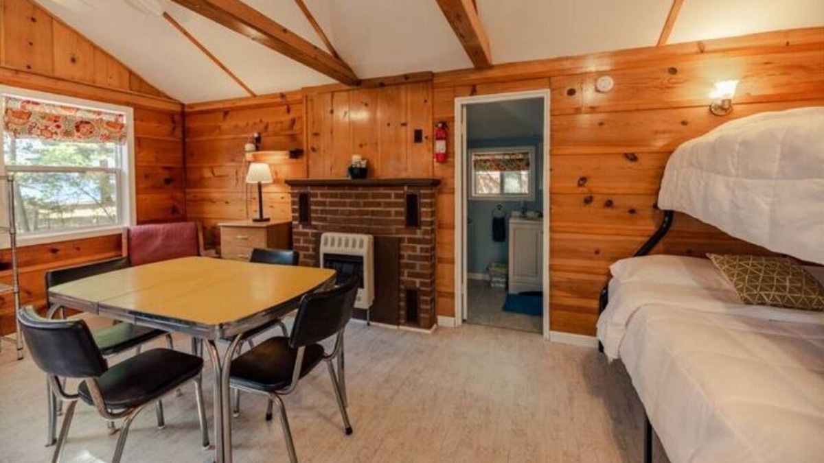 Holton Cottage | Big Blue Lake Cottages, LLC - Cottage #3