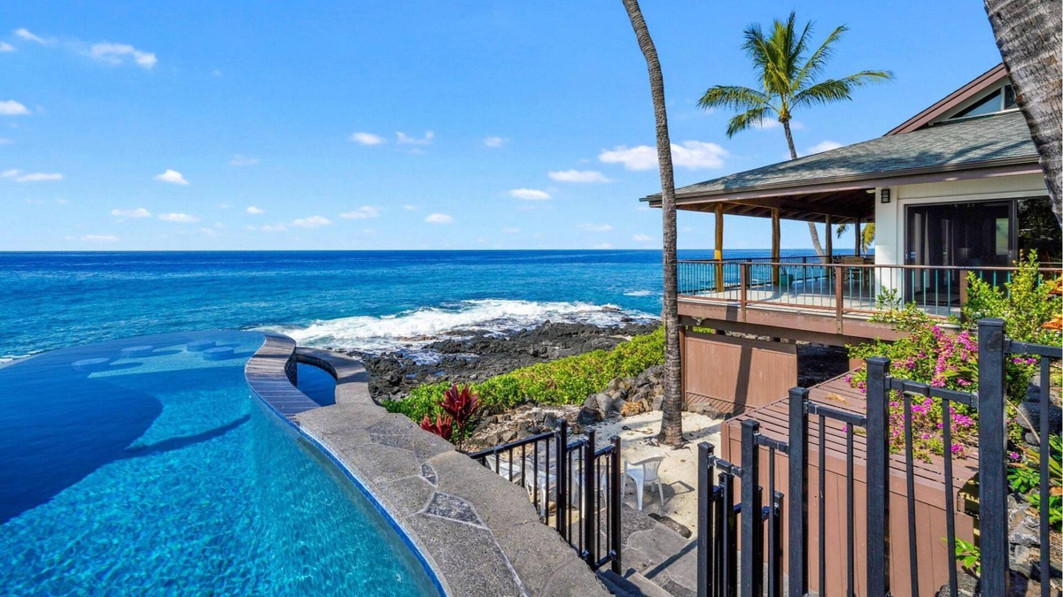 Kahaluu Bay House | Big Island Hale Kaheka 6592