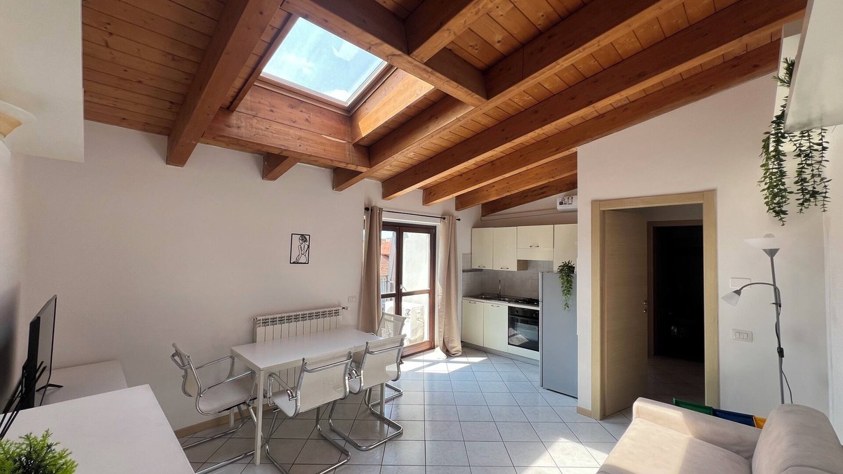 Acquabella House | BIG Mansard Goldoni [Duomo-M4 Lin Airport]