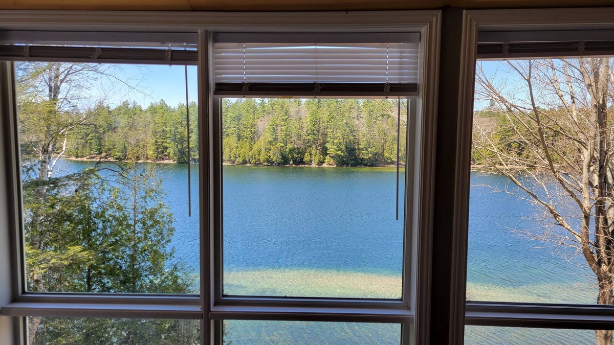 North Frontenac Cottage | Big memories on a small lake