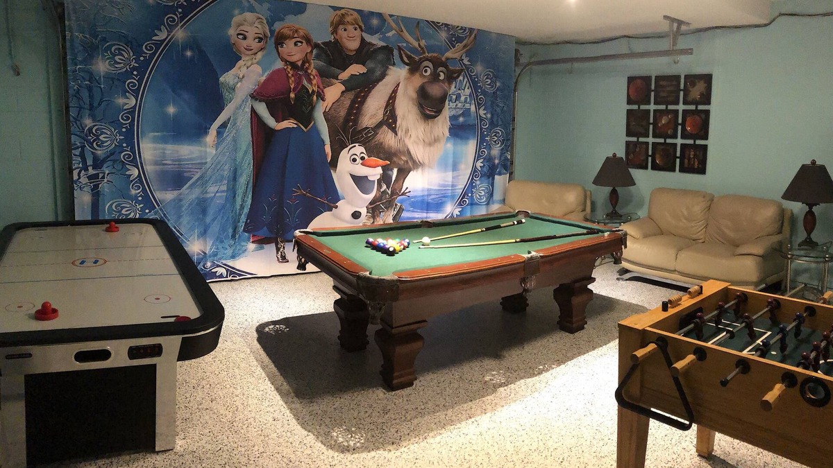 West Kissimmee House | Big Pool&Spa/Themed rooms/Private yard/CLOSE TO EVERYTHING, Lakeview,Playground