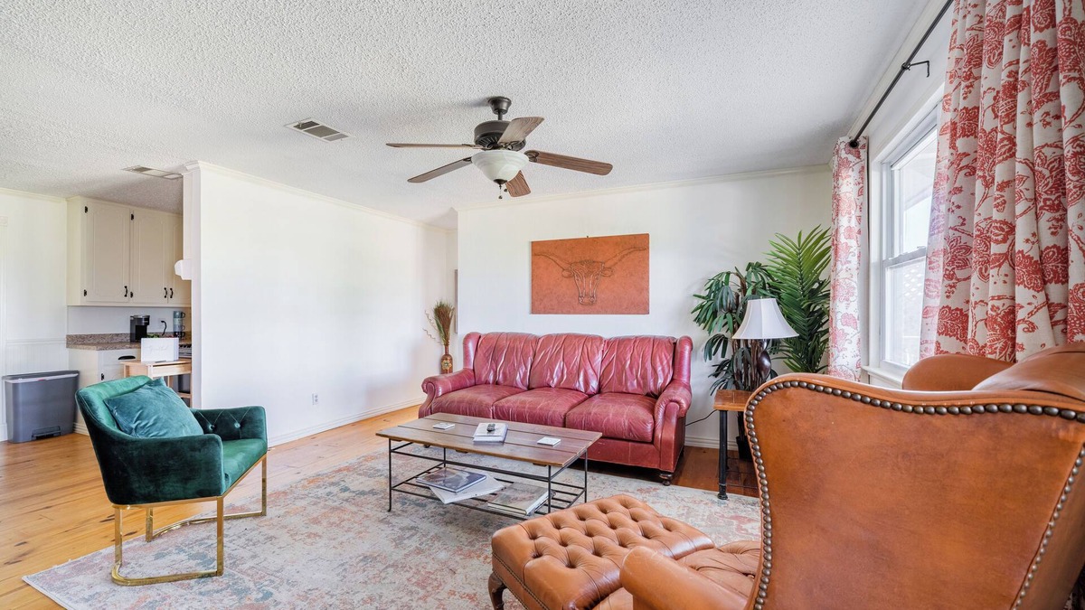 Leander House | Big Private Hill Country Oasis - Ideal for Groups/Family Getaways
