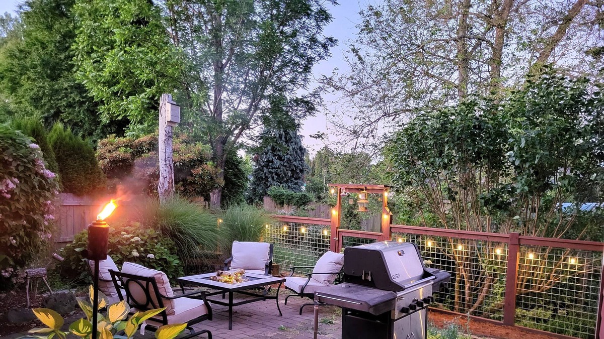 Alvadore House | Big Red House-Creek Side Country Charm!