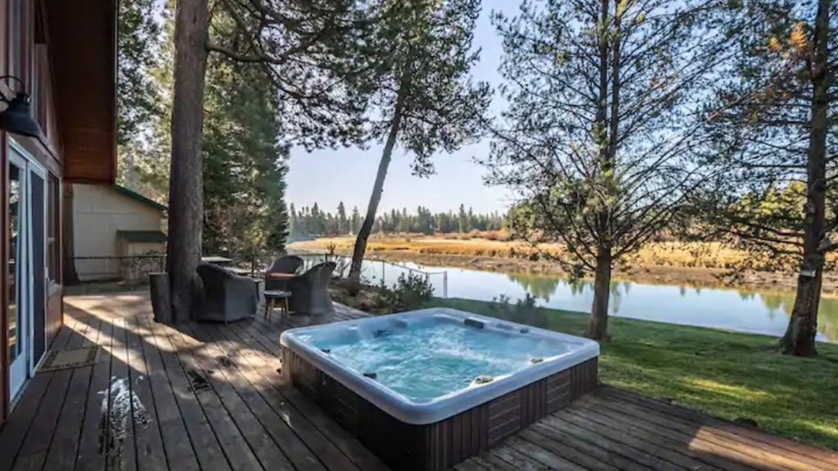 Three Rivers House | Big River Getaway *Spectacular Riverfront Property