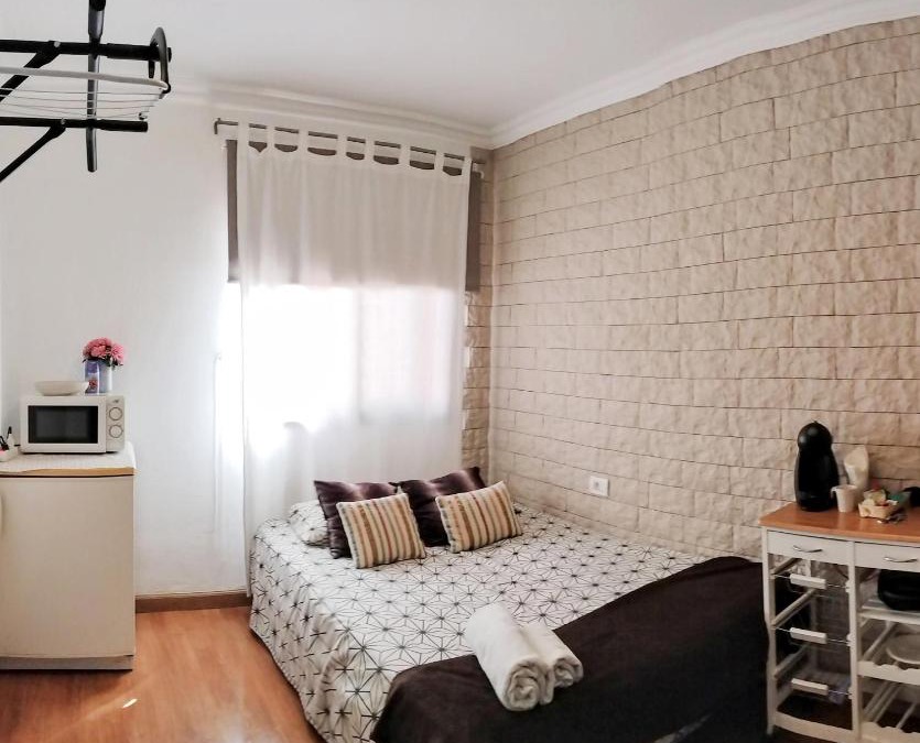Arona Cabin | Big Room Tenerife Sur Private Bathroom Wifi