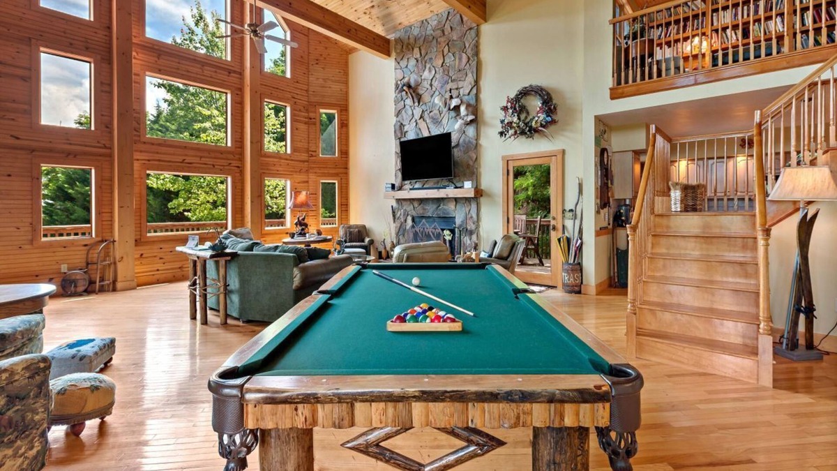 Old Fort Cabin | Big Sky Lodge | Long-range Views of Lake Lure!