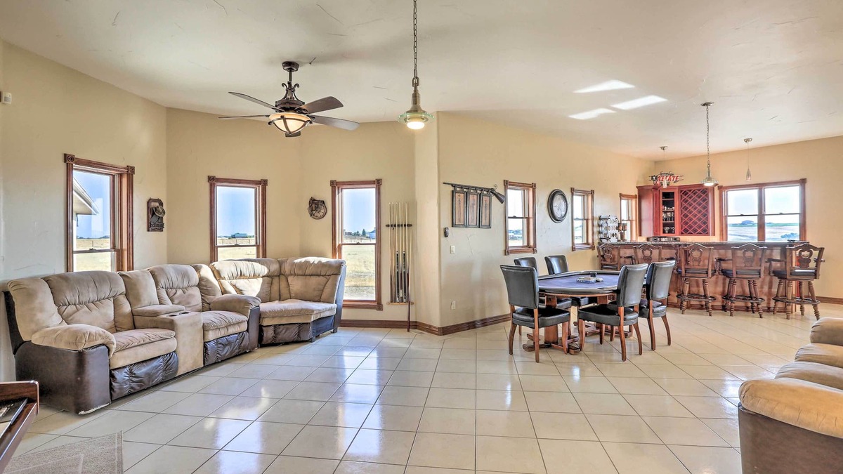 Hudson Other | Big spacious ranch with pool table and gaming room beautiful mornings and nights
