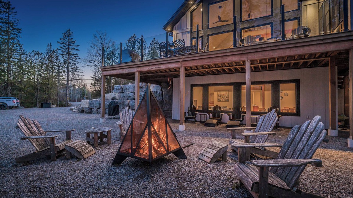 Tobermory Cottage | Big Tub Beach Retreat - Tobermory, Sandy Beach & Peninsula Room