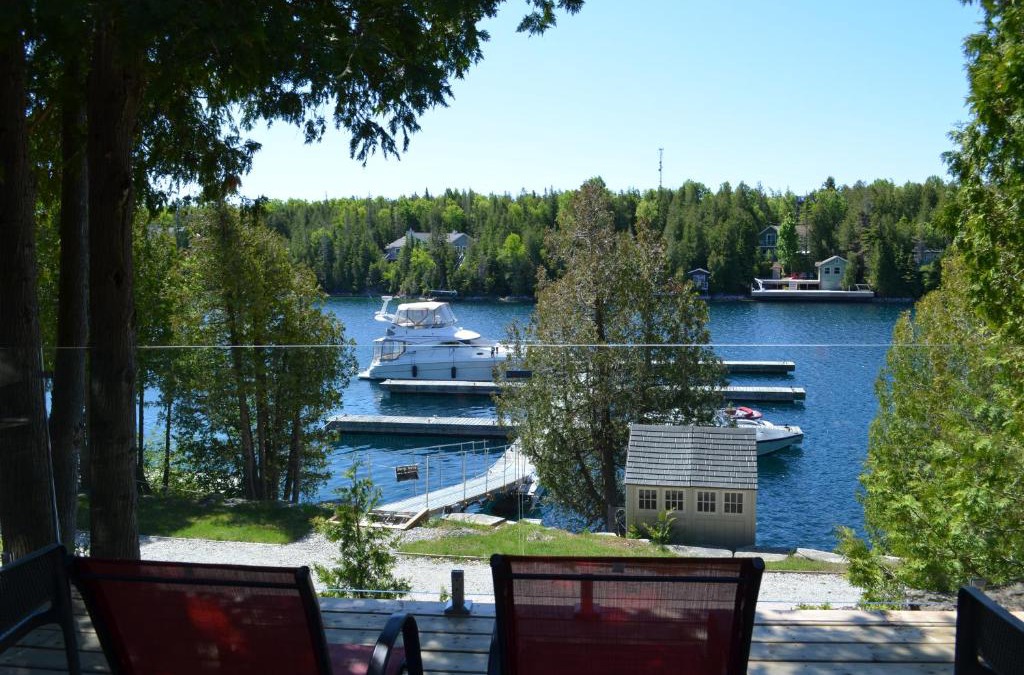 Tobermory Hotel | Big Tub Resort & Marina