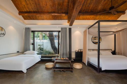 Lintong District Hotel | BigHouse
