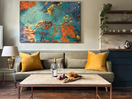 Bath City Centre Apartment | Bijou Beauty - Bath Abbey