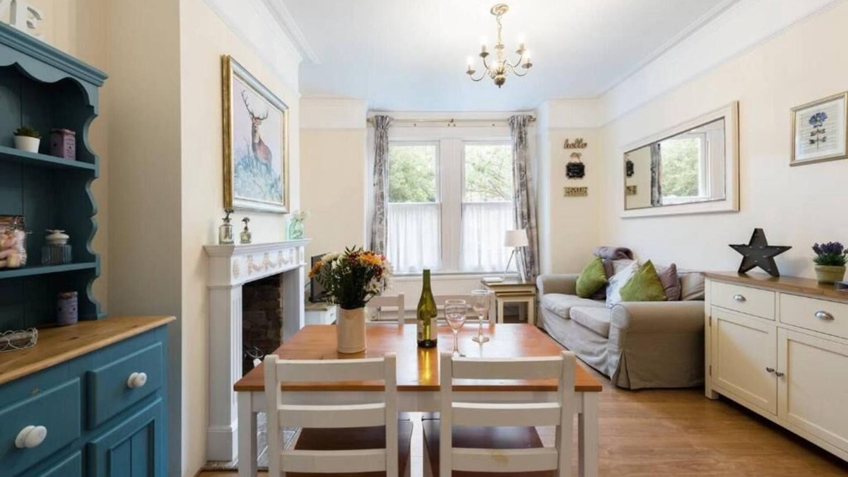 West Harrow House | Bikki Apartments, Bikki Apartments