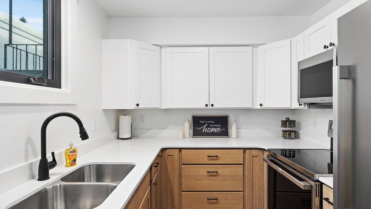 Billings Apartment | Billings Homesteader Hideaway: Near Hospital, Trails, Stores, Entertainment.