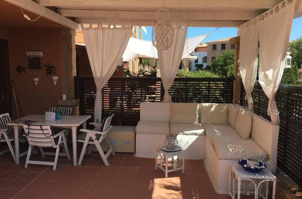 Porto Rotondo House | Bilocale ristrutturato con piscina. Spiagge vicine.