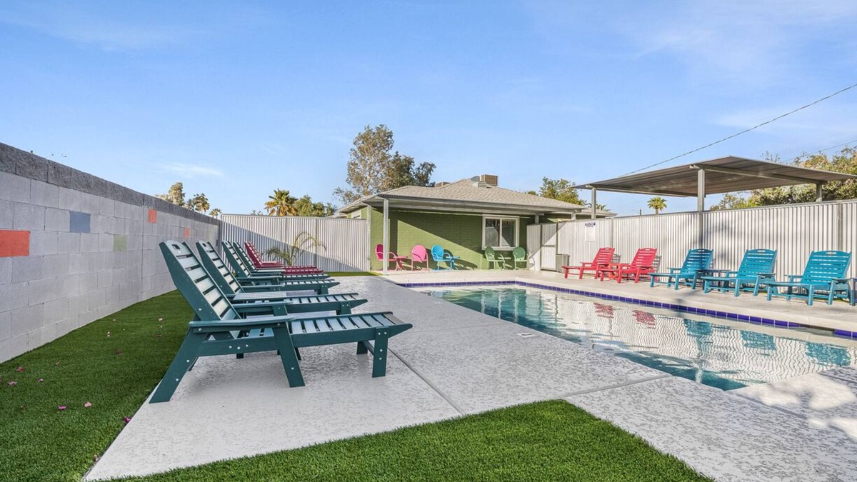 Encanto House | Biltmore Bungalows Triplex w/Heated Pool, Carports, 9 Smart TVs, W/D, Fast WiFi