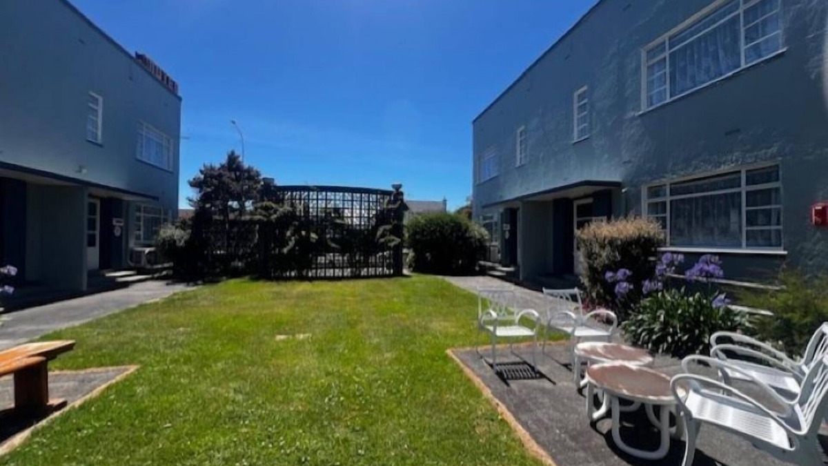 Blenheim Hotel | Bings Motel