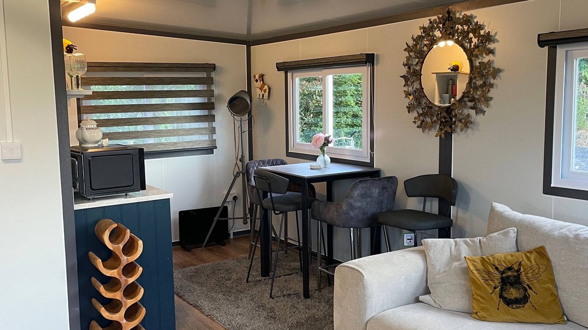 Otley Cabin | Birch Tree Lodge, Sleeps 4, Set in 3 Acres
