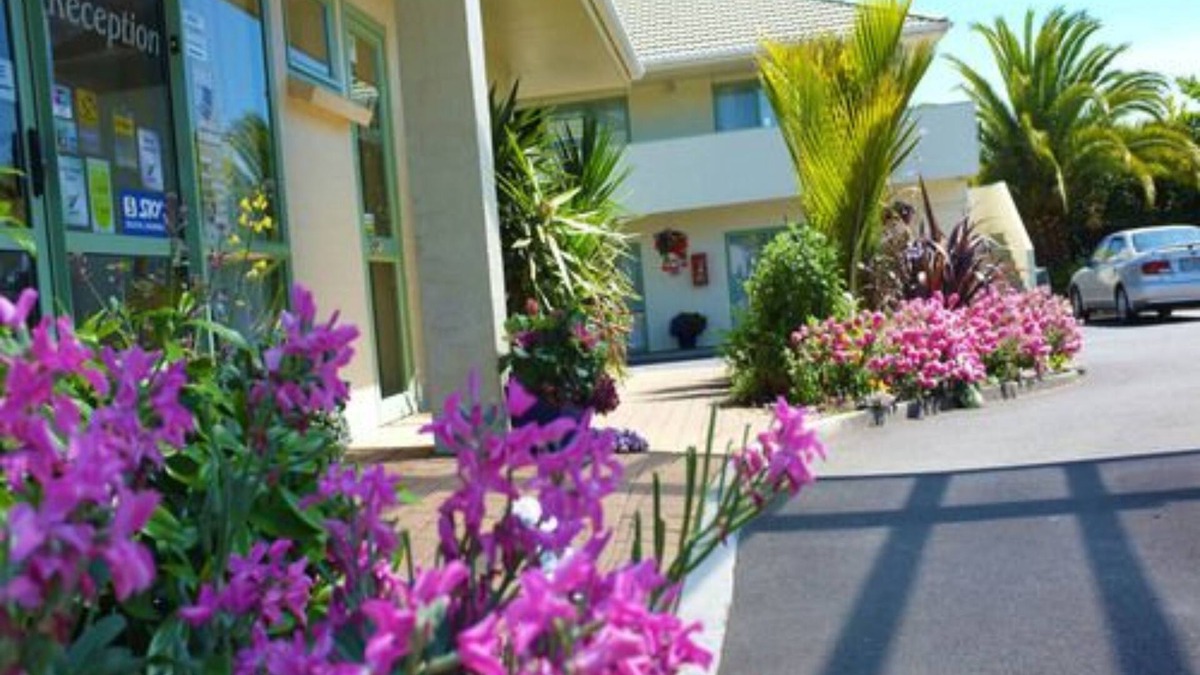 Rotorua Hotel | Birchwood Spa Motel