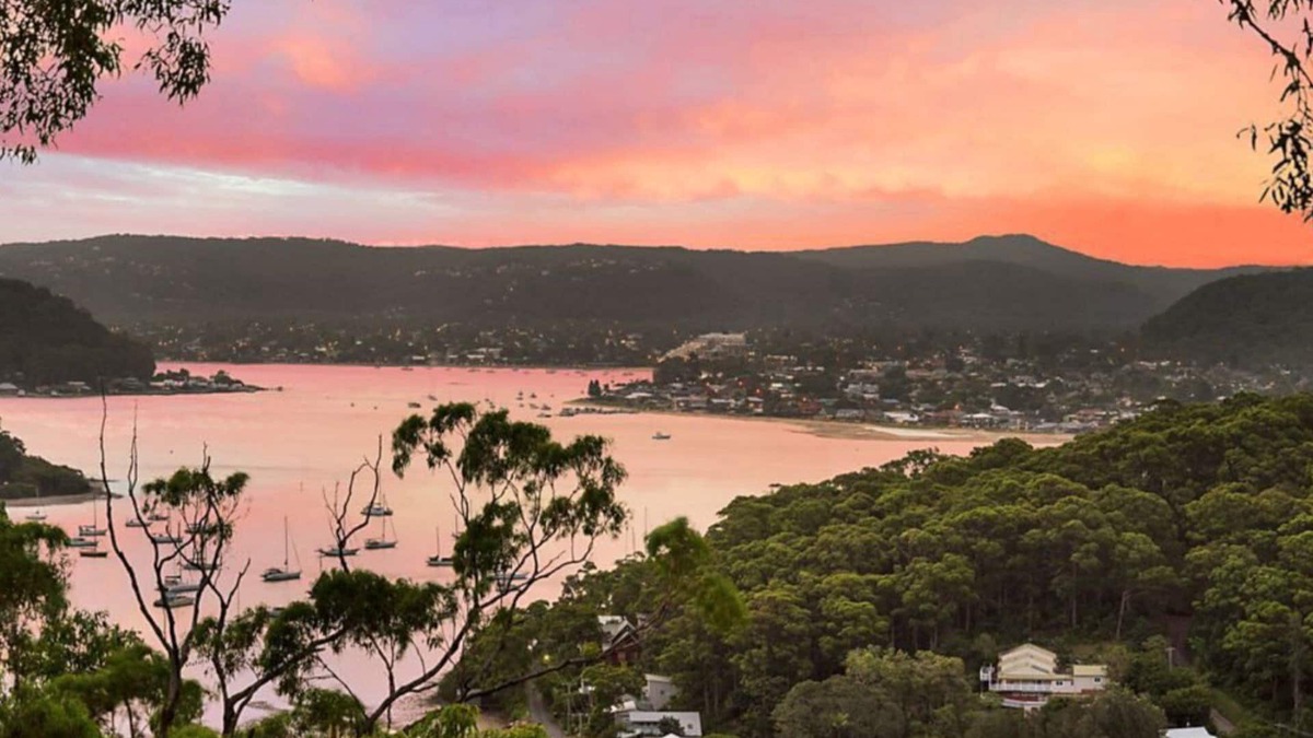 Killcare Heights House | 'Birdsong' by Accom Holidays