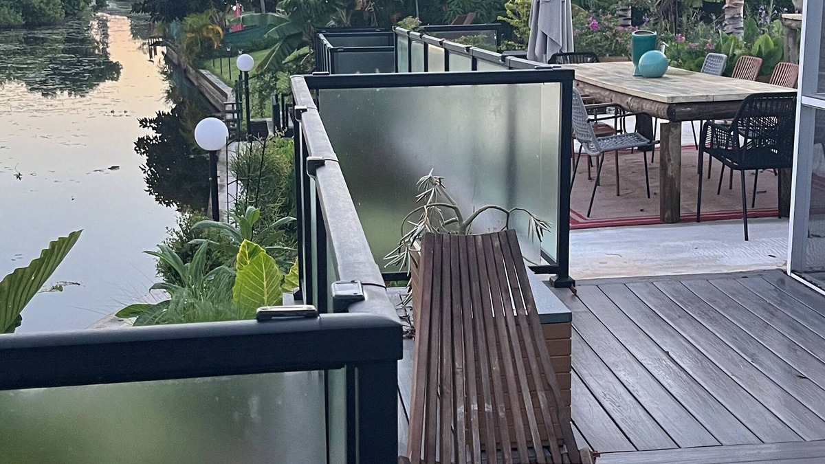 Fort Myers House | Birthday? Wedding? Anniversary? Reunion? Heated Pool, sleeps 13