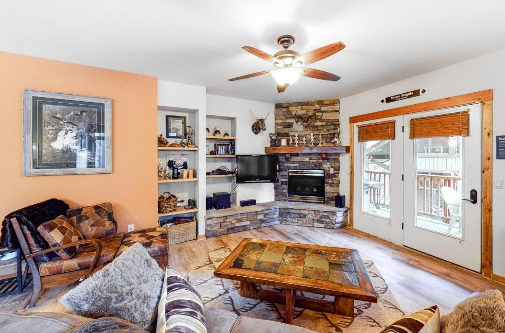 Whitefish Apartment | Black Diamond #1B