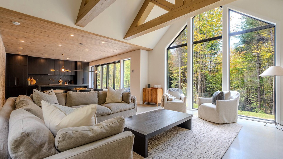 Amherst Ski Chalet | Black Diamond Kanata Tremblant (211 Hautes-Cimes)