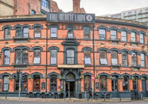Manchester City Centre Bed & Breakfast | Black Lion Hotel Manchester