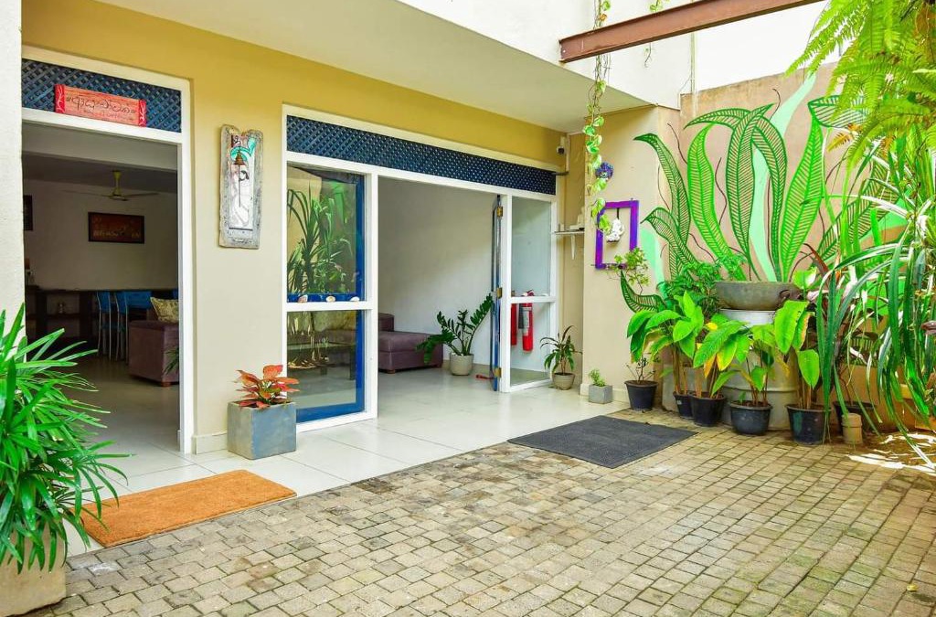 Thimbirigasyaya House | Blackberry villa
