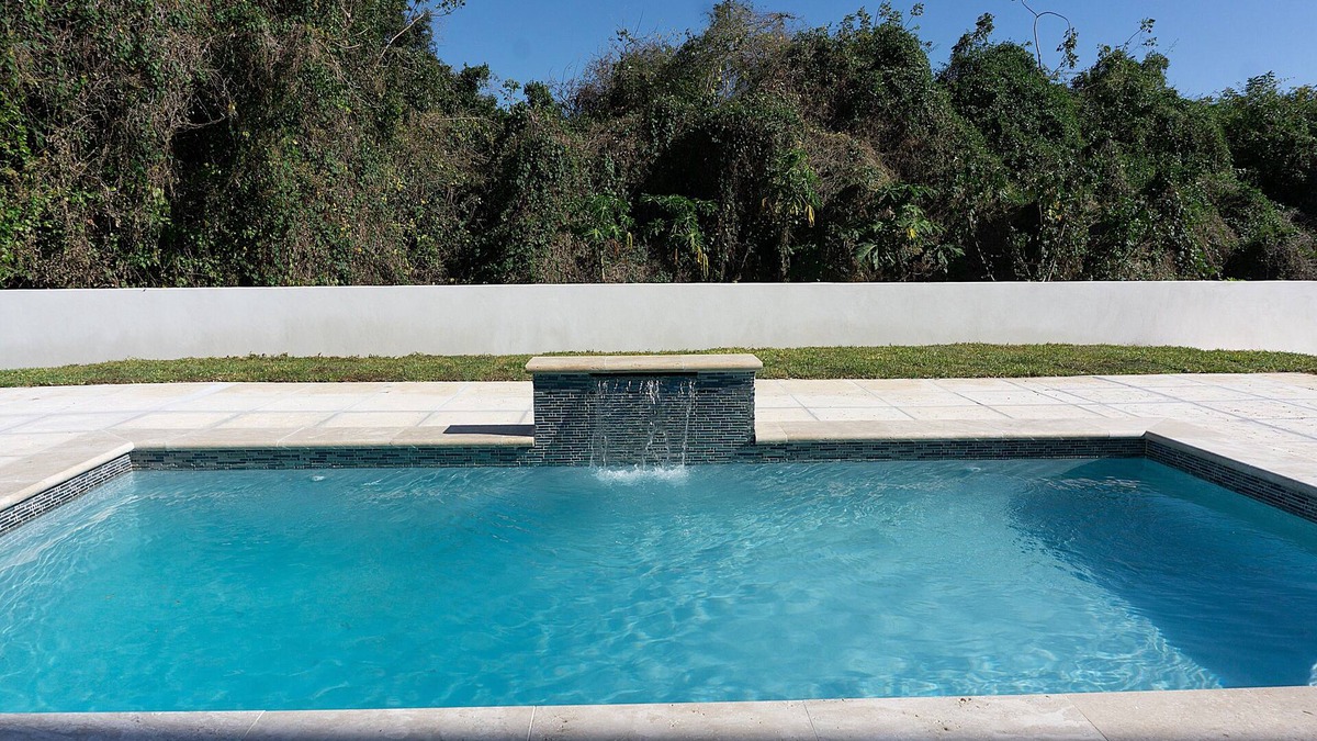 Nassau House | BlackPoint Townhome, Quiet, Secured Gated Community