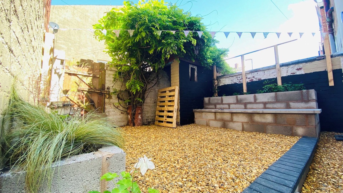 Blackpool Town Center House | Blackpool - 4 Beds - Sleeps 10 - Pet Friendly