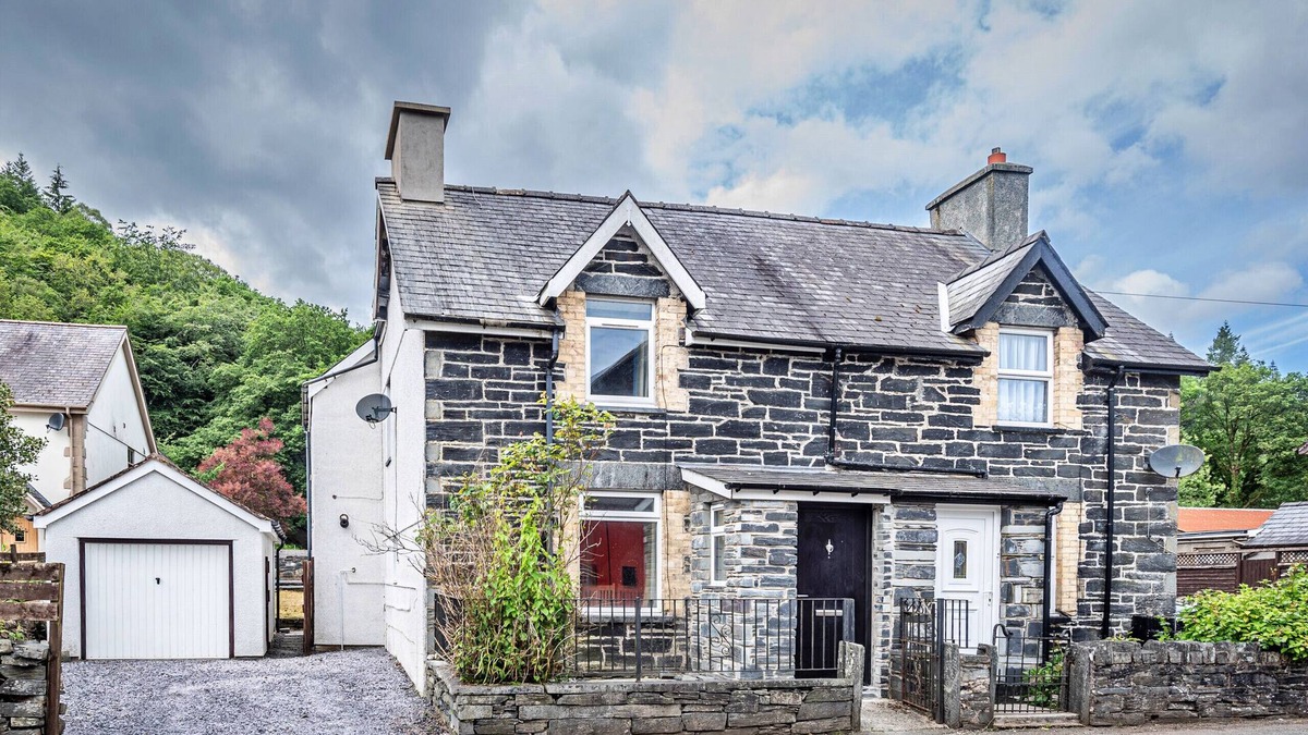 Gwynedd- Snowdonia Ski Chalet | Blaen Ddol